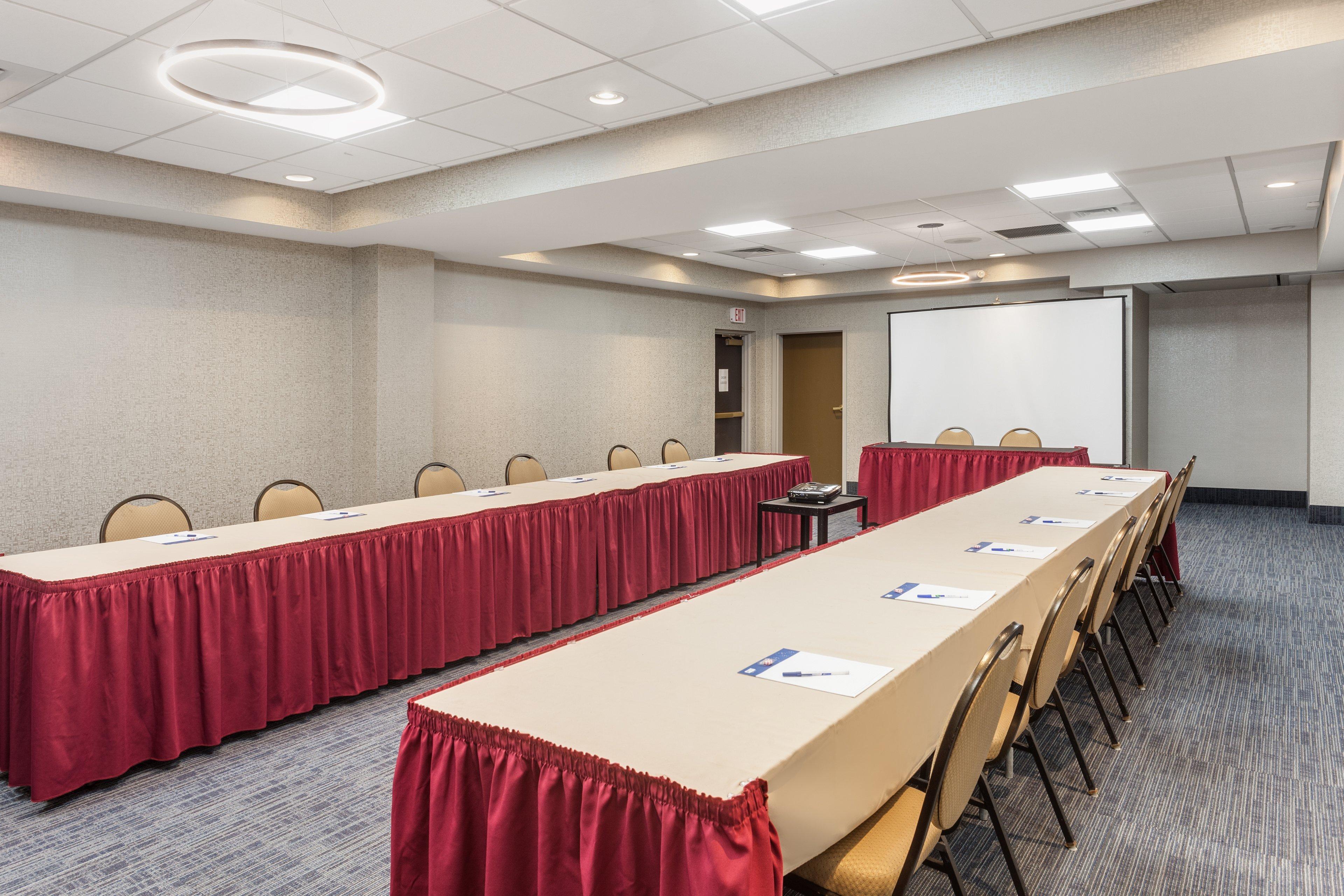 Holiday Inn Express Hotel & Suites Providence-Woonsocket By Ihg Екстер'єр фото